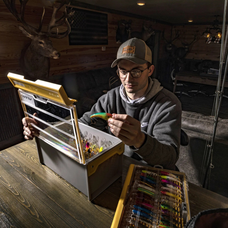 Кутия  за воблери PLANO EDGE MASTER CRANK XL